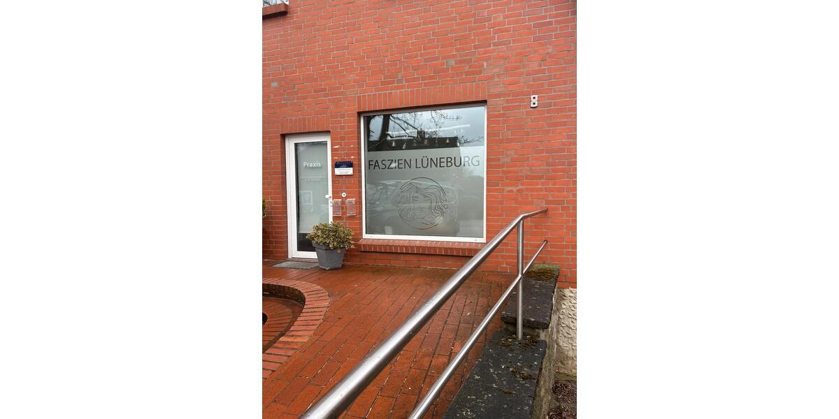 Gewerbeobjekt Adendorf - 600&euro; | Angebot:25237123