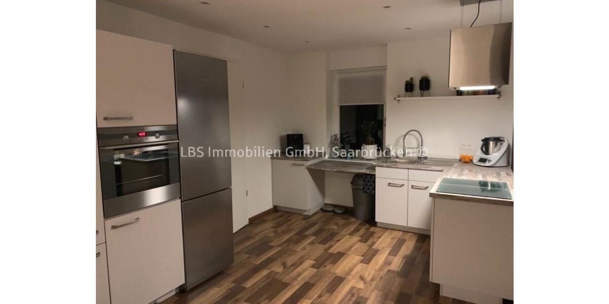4 ZKB Wohnung mit Küche und Stellplatz in Beckingen-Reimsbach 4 zimmer