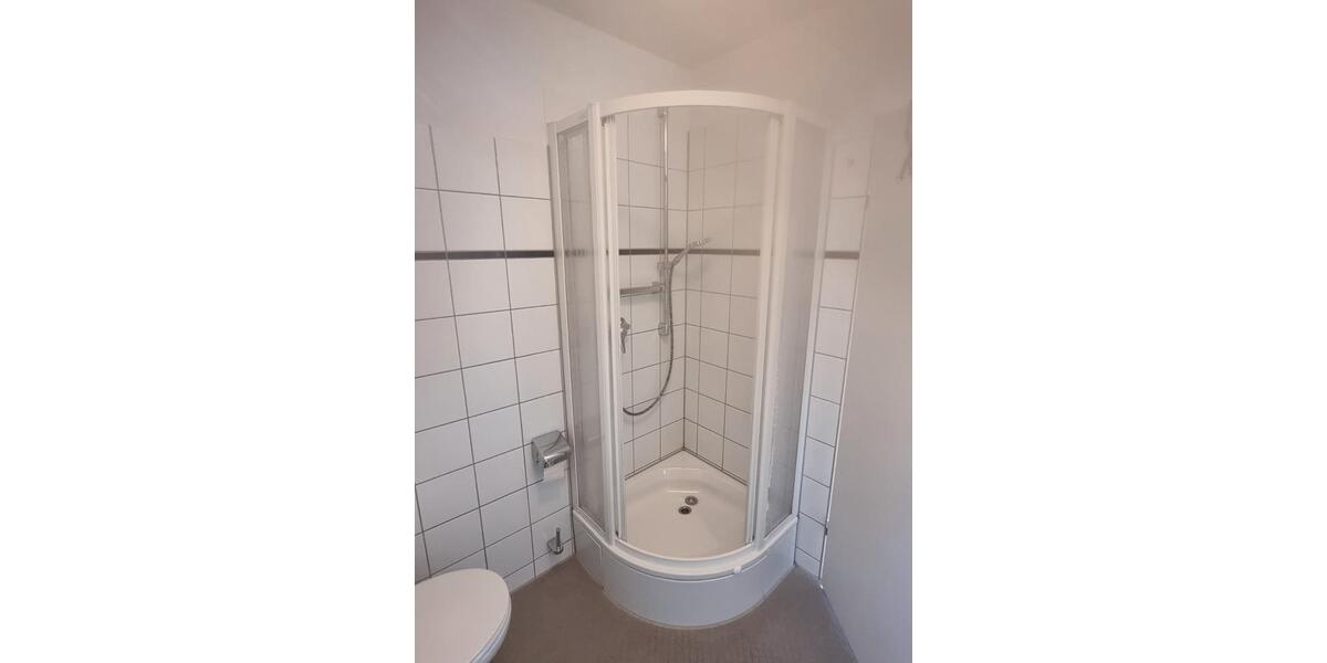 Dachgeschoßwohnung Bielefeld Schildesche - 2 Zimmer, 25 m&sup2;, 410&euro; | Angebot:26347717