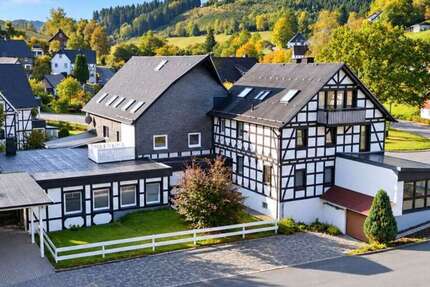 Haus Olsberg / Elpe Elpe - 19 Zimmer, 571 m&sup2;, 885.000&euro; | Angebot:27703450