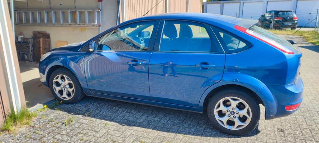 Ford Focus 50.000 km 3.500 &euro; Celle 29225
