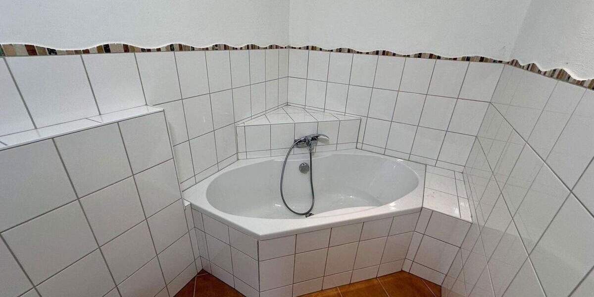 Modernisiertes Raumwunder (200m²) mit Kamin & neuem Standard - 25 Min. nach Kassel 6 zimmer