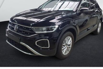 VW T-Roc 23.706 km 22.440 € Nürnberg 90441