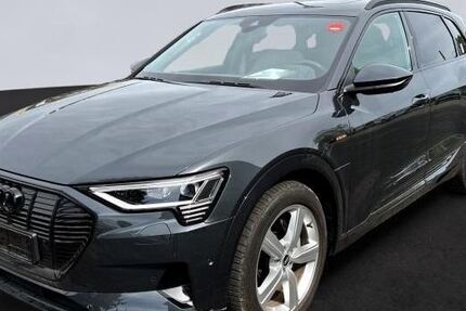 Audi e-tron 42.495 km 37.900 &euro; Ettlingen 76275