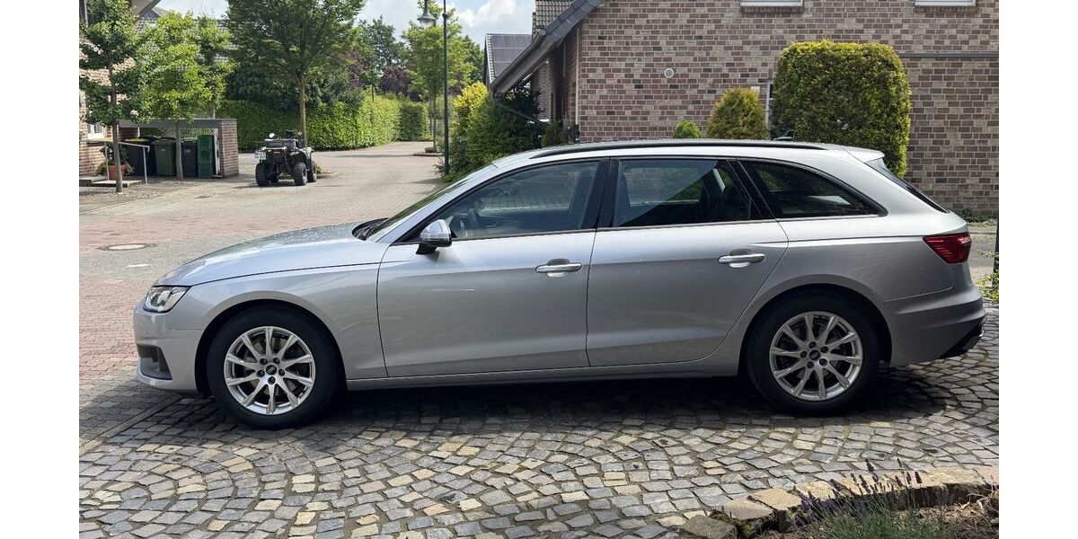 Audi A4 61.500 km 23.950 &euro; Kevelaer 47623