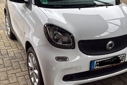 Smart ForTwo 45.820 km 9.900 &euro; Großefehn 26629