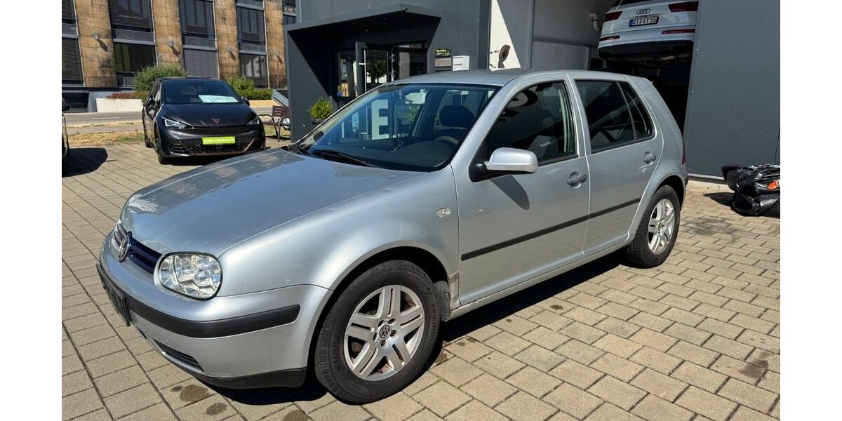VW Golf 152.000 km 1.950 &euro; Dettingen/Erms 72581