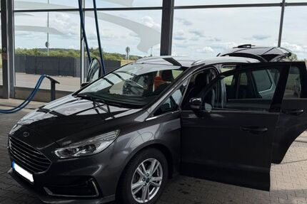 Ford Galaxy 140.000 km 21.480 &euro; Hanau 63452