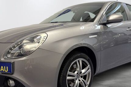 Alfa Romeo Giulietta 88.421 km 13.480 &euro; Berlin 13467
