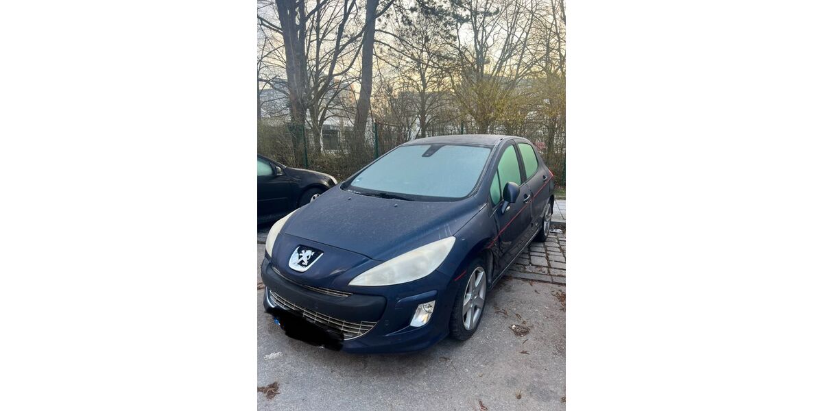 Peugeot 308 165.000 km 1.950 &euro; München 81735