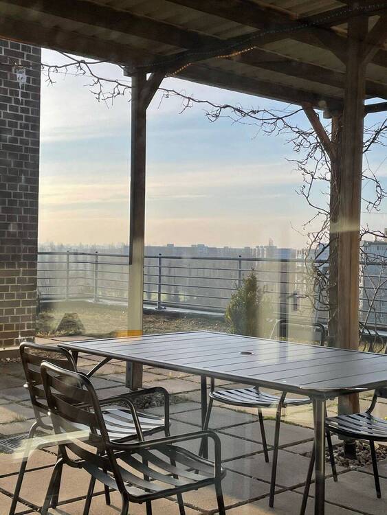 Modernes Büro mit Dachterrasse in Reinickendorf - All-in-Miete
