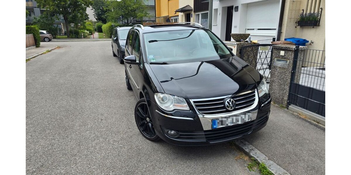 VW Touran 89.000 km 9.299 &euro; München 81476