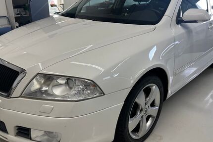 Skoda Octavia 209.800 km 2.960 &euro; Groß Umstadt 64823