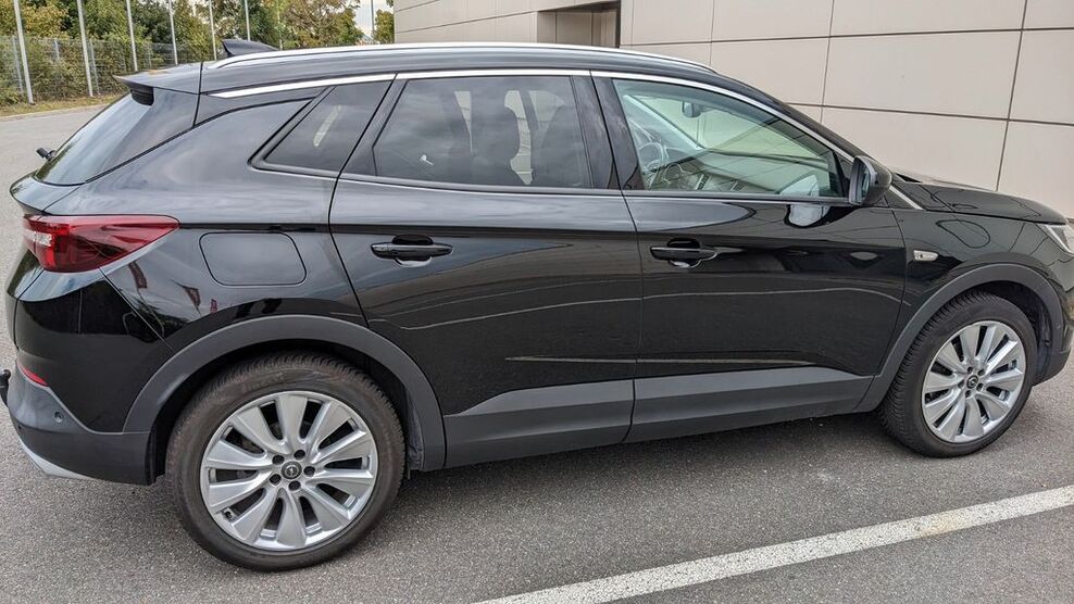 Opel Grandland (X) 102.000 km 16.800 € Rüsselsheim 65428
