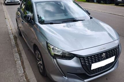 Peugeot 208 28.600 km 12.400 &euro; Rheinfelden 79618