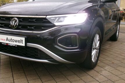 VW T-Roc 15.800 km 22.975 € Sankt Augustin 53757