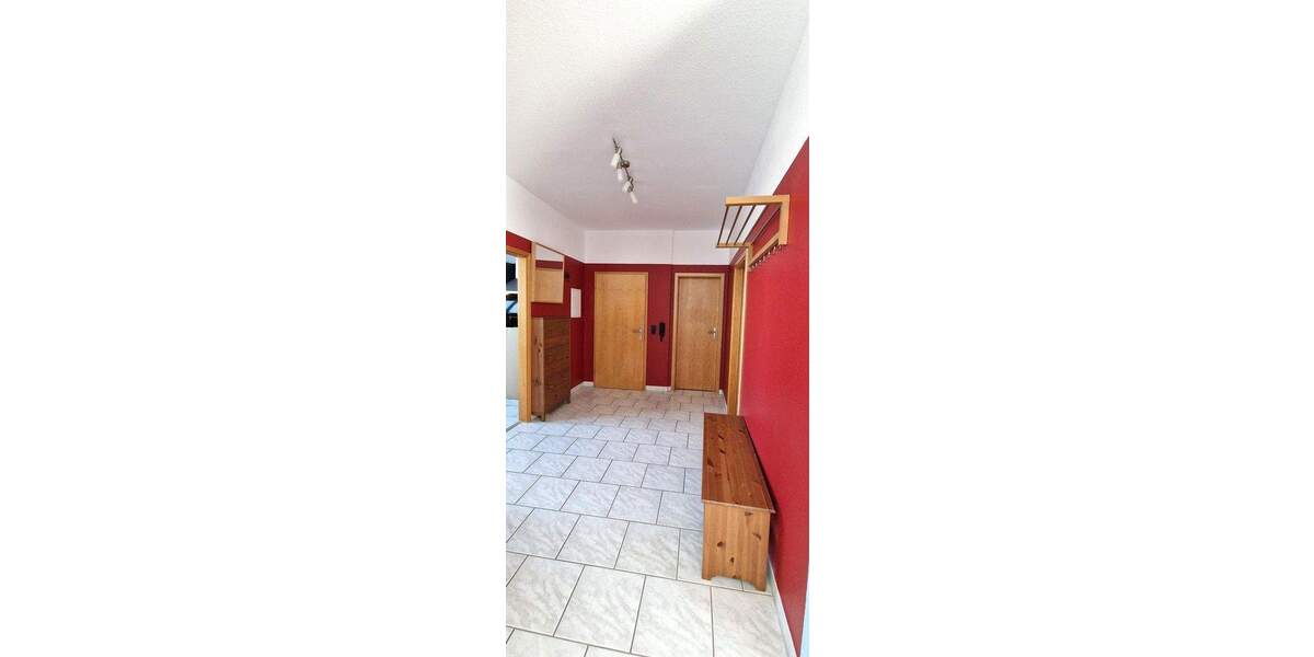 Moderne 4,5-Zimmer Wohnung, Traumhafte Aussicht, Garage, Provisionsfrei! 4 zimmer