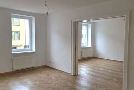 Wohnung zum Mieten in Hannover 1.200 € 110 m² 4 zimmer
