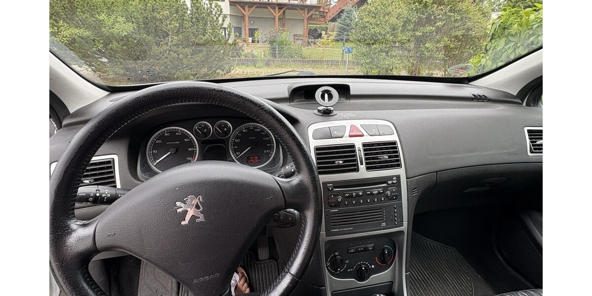 Peugeot 307 129.084 km 2.700 &euro; Heidesee 15754