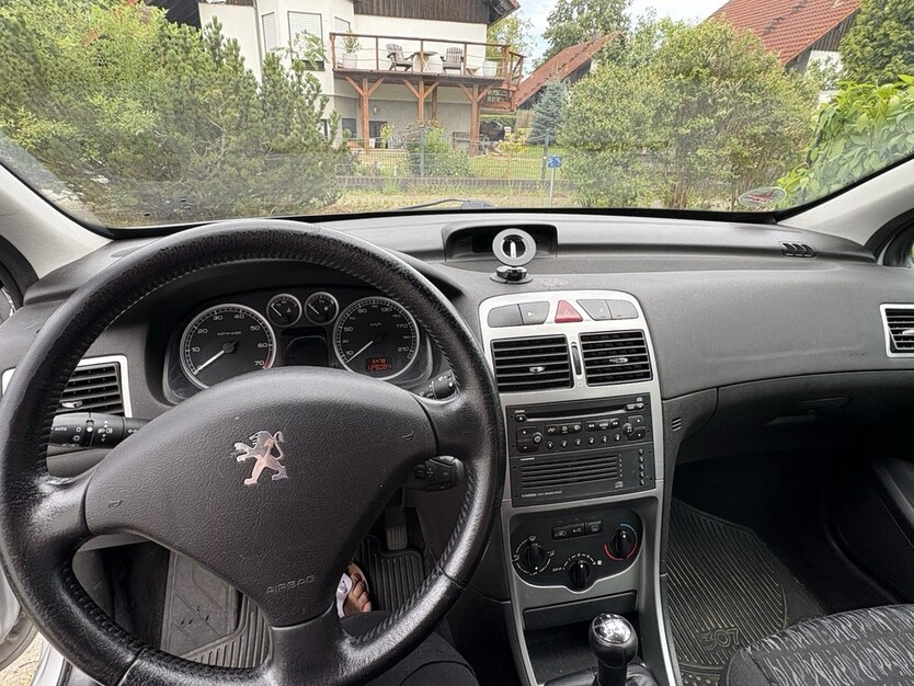 Peugeot 307 129.084 km 2.700 € Heidesee 15754
