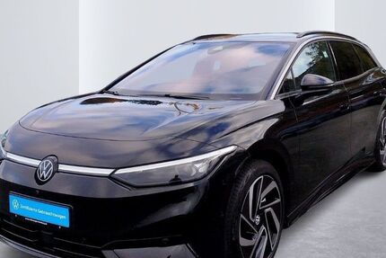 VW ID.7 17.498 km 52.750 &euro; Hamburg 22111