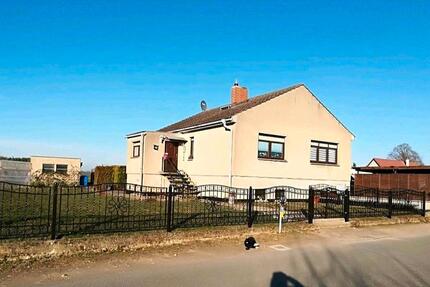 Haus Dargun - 5 Zimmer, 135 m&sup2;, 165.000&euro; | Angebot:26960561