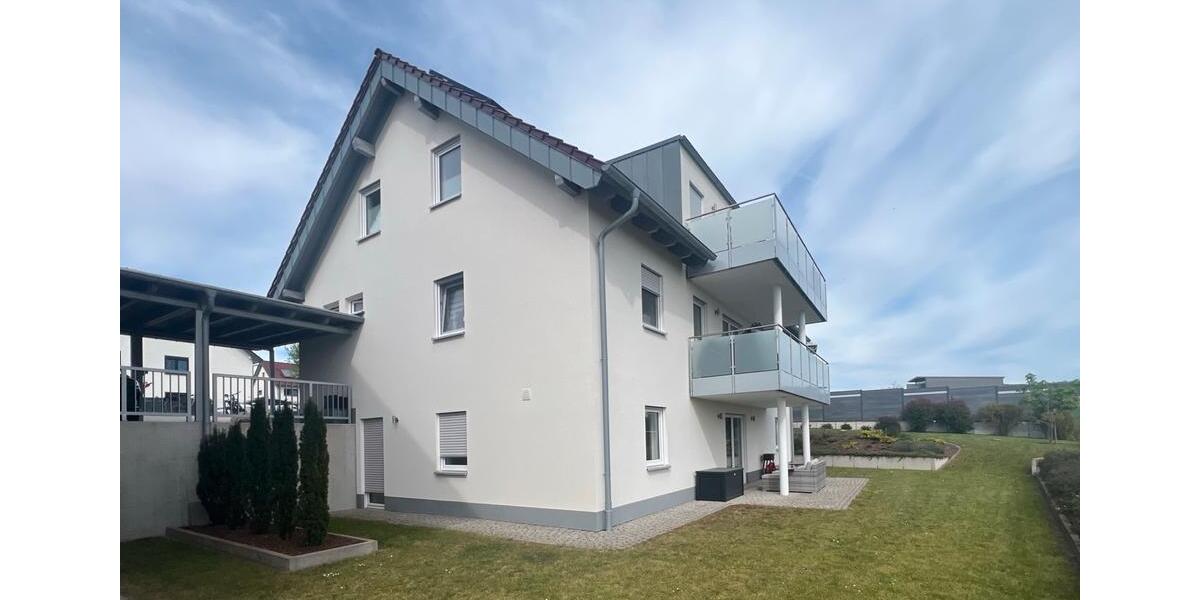 Terrassenwohnung Hünfeld - 4 Zimmer, 99 m&sup2;, 890&euro; | Angebot:26314669