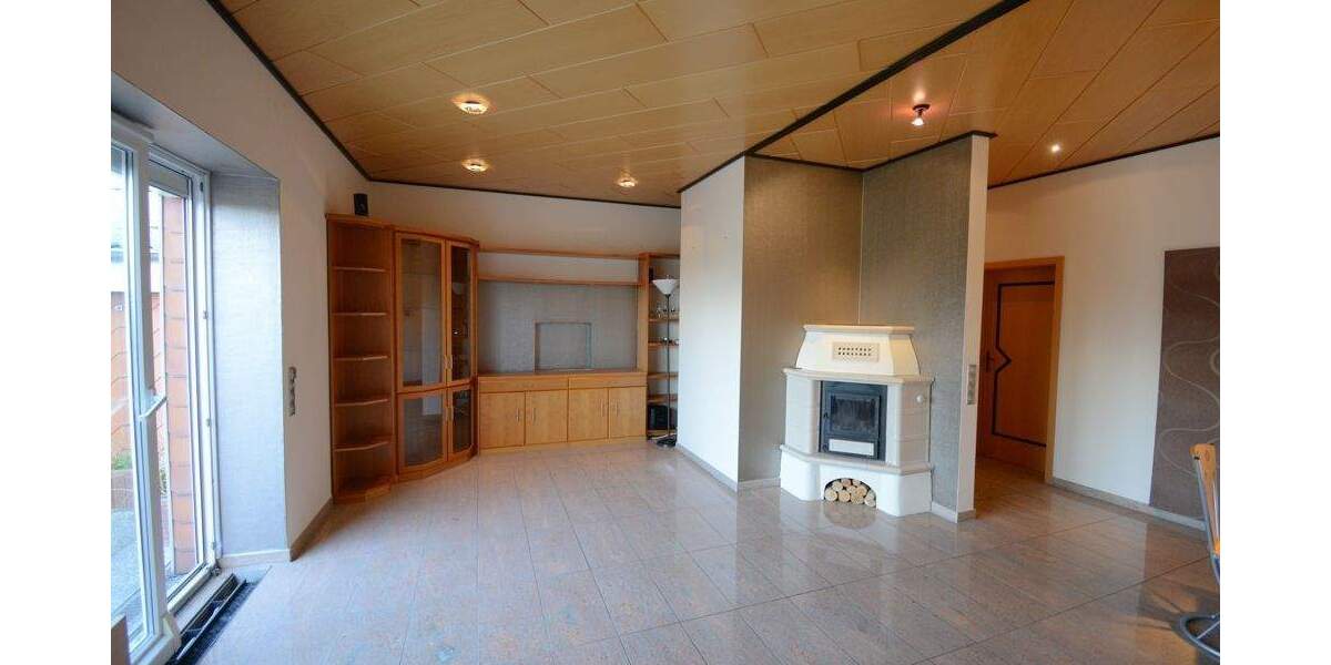 Mehrfamilienhaus, Wohnhaus Wesselburen - 3 Zimmer, 98 m&sup2;, 298.000&euro; | Angebot:25687140
