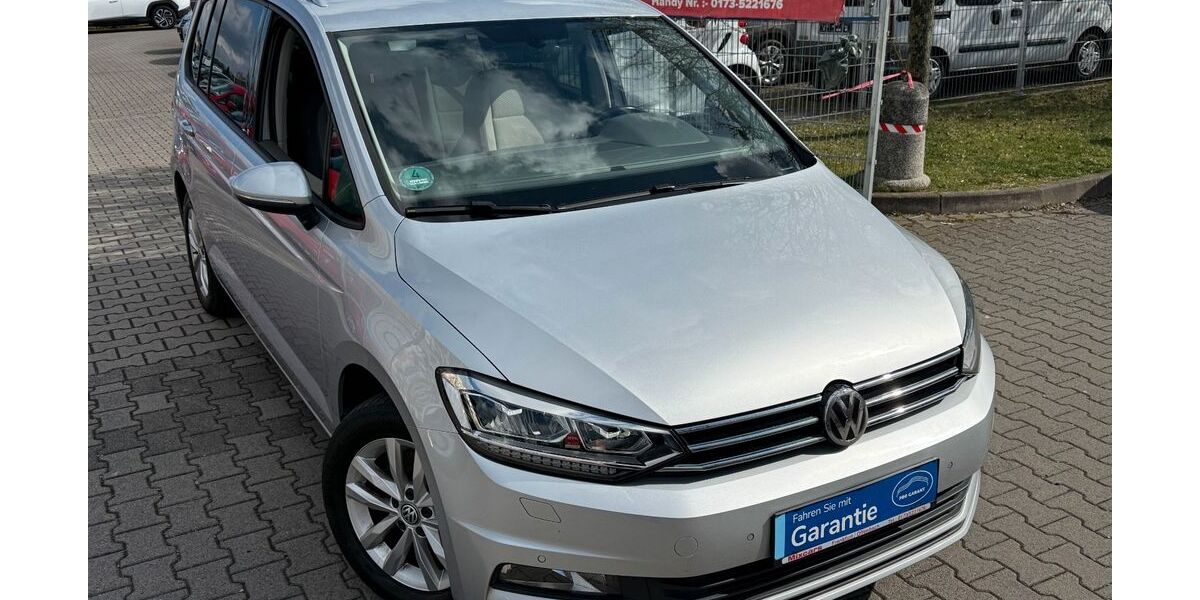 VW Touran 97.684 km 16.300 &euro; Offenbach 63071