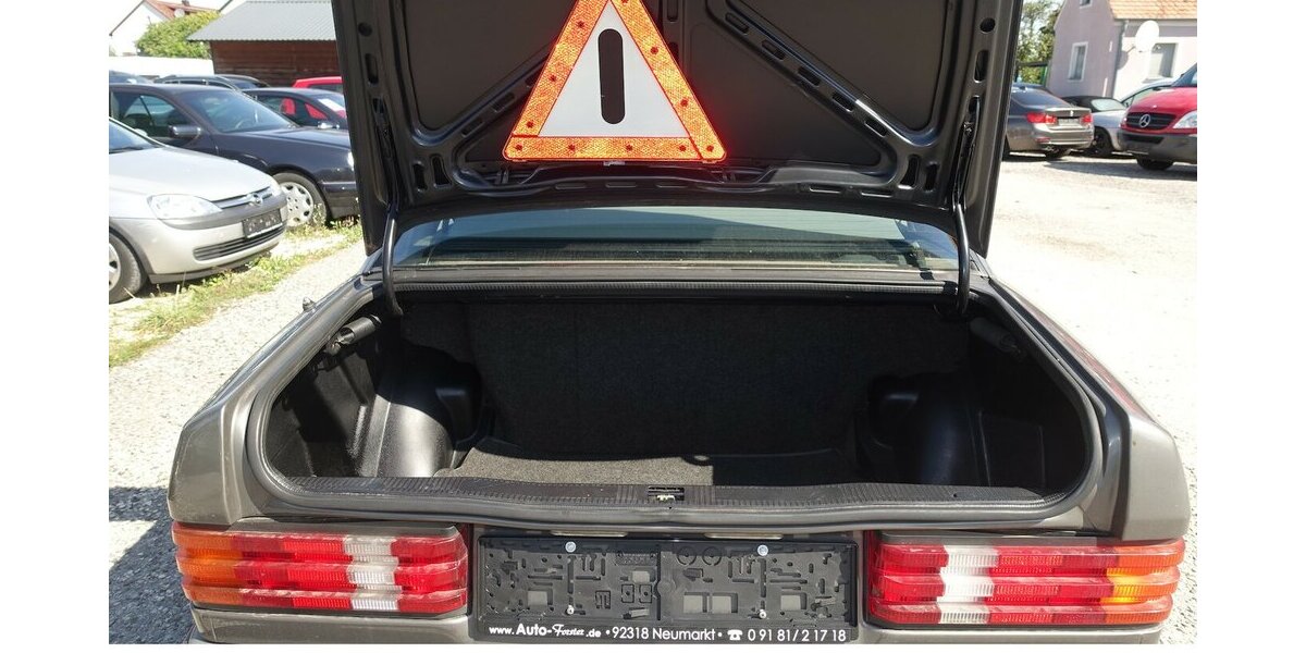 Mercedes-Benz 190 E 2.3 H-Kennz. Oldtimer eSHSD Verschl-t. neu g 212.900 km 7.950 &euro; Neumarkt/OPf 92318