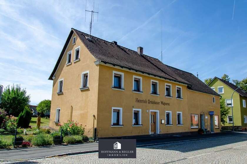 Haus zum Kaufen in Freihung 200.000 € 162.47 m²