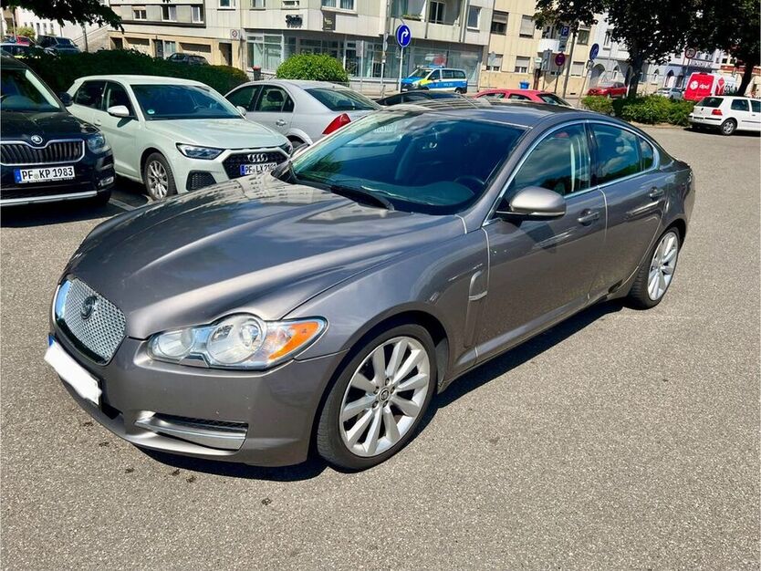 XF