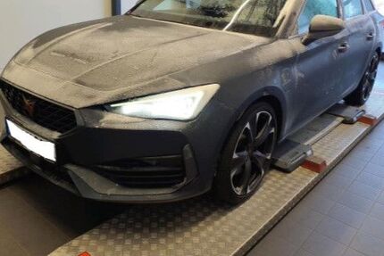Cupra Leon 73.433 km 25.770 &euro; Hünfeld 36088
