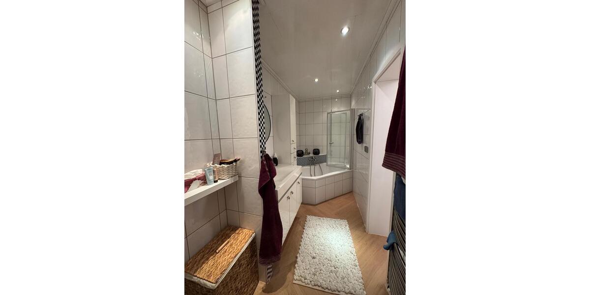 Erdgeschoßwohnung Vechelde - 3 Zimmer, 100 m&sup2;, 289.000&euro; | Angebot:26907726