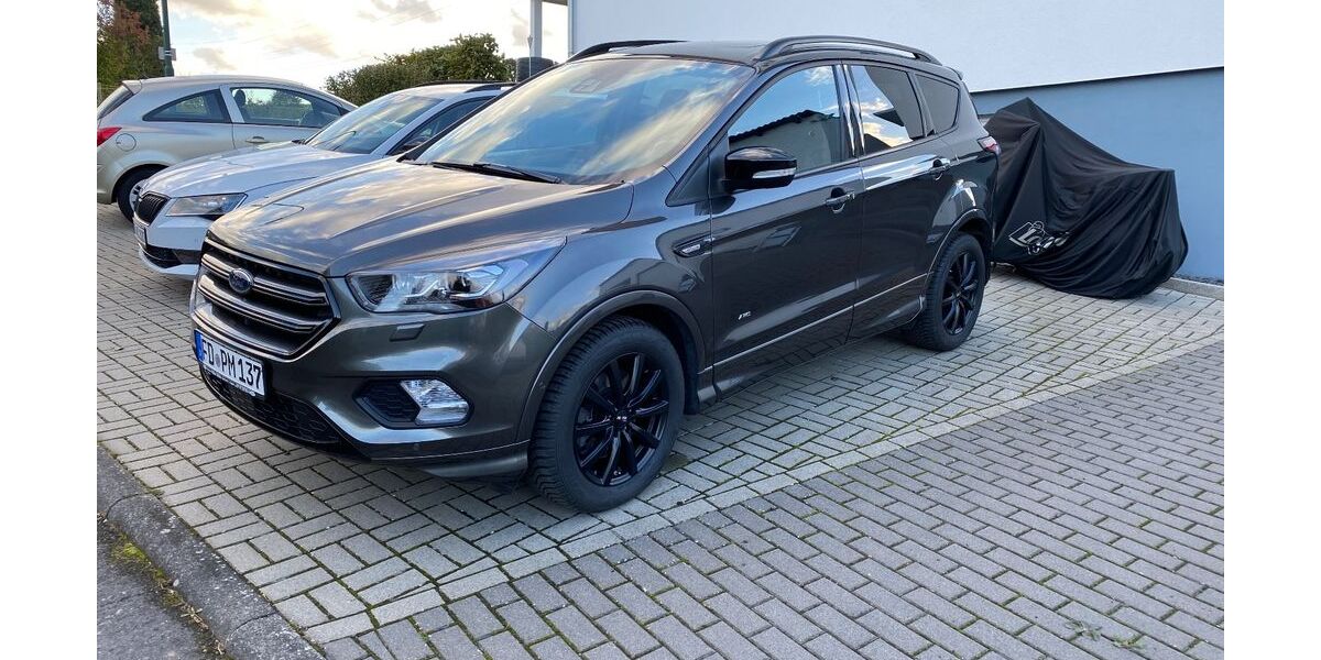 Ford Kuga 53.500 km 16.900 &euro; Fulda 36039