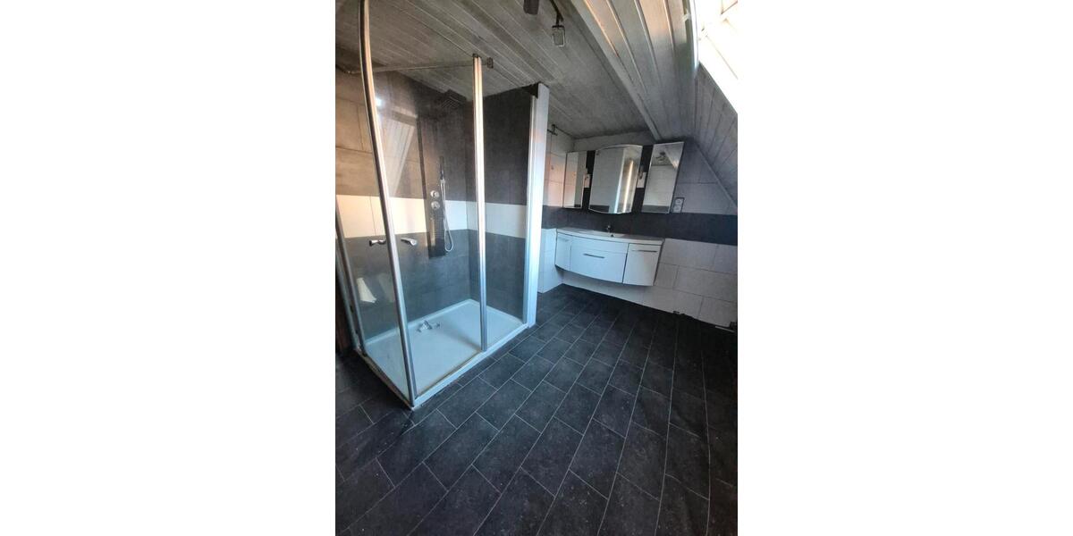 Einfamilienhaus Burladingen - 4 Zimmer, 111 m&sup2;, 95.000&euro; | Angebot:26185426