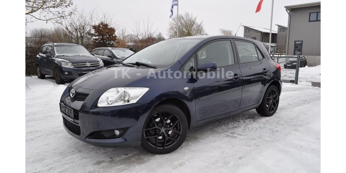 Toyota Auris 55.000 km 7.480 &euro; Ahrensbök 23623