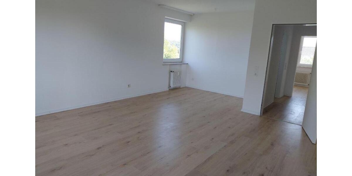 Etagenwohnung Lage - 2 Zimmer, 62 m&sup2;, 600&euro; | Angebot:24954447