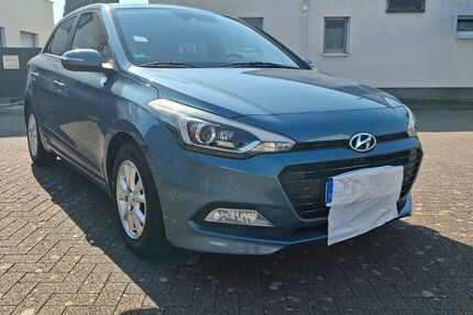 Hyundai i20 107.000 km 8.750 &euro; Neupotz 76777