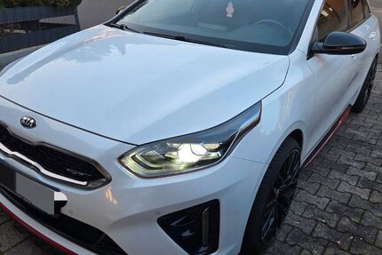 Kia pro ceed / ProCeed 92.500 km 17.600 &euro; Brachttal 63636