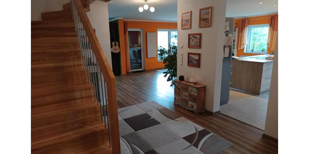 Einfamilienhaus Teublitz - 7 Zimmer, 218 m&sup2;, 749.000&euro; | Angebot:26043067