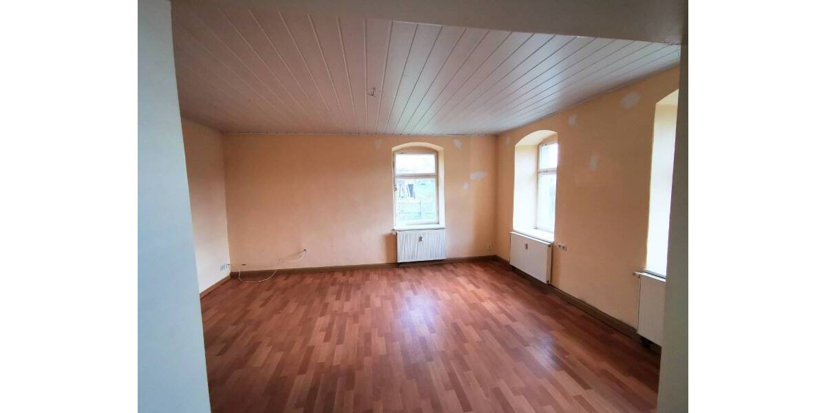 Mehrfamilienhaus, Wohnhaus Cunewalde - 7 Zimmer, 180 m&sup2;, 140.000&euro; | Angebot:25745362