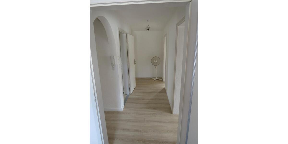Etagenwohnung Langenselbold - 3 Zimmer, 95 m&sup2;, 890&euro; | Angebot:26481556