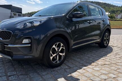 Kia Sportage 69.300 km 16.990 &euro; Lauda 97922