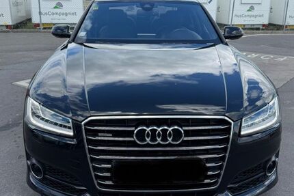 Audi A8 127.000 km 36.900 &euro; Flensburg 24937