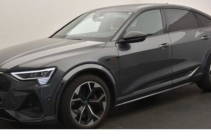 Audi e-tron 66.500 km 49.690 € Wolfsburg 38440