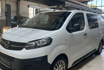 Opel Vivaro 151.784 km 14.200 &euro; Bremen 28217