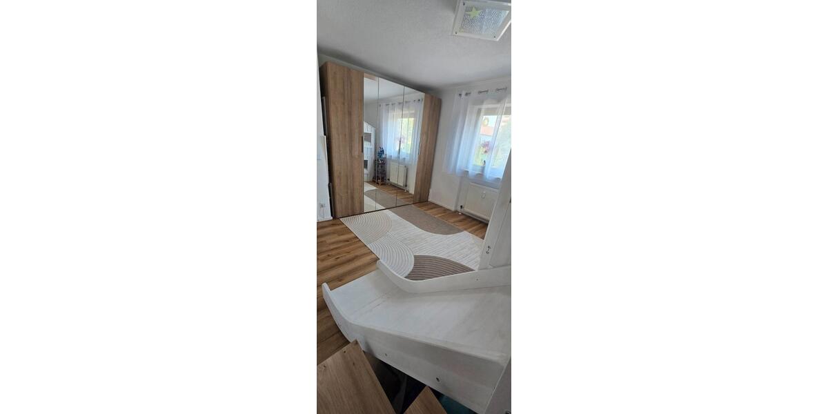 Etagenwohnung Öhringen - 4 Zimmer, 97 m&sup2;, 325.000&euro; | Angebot:27118145