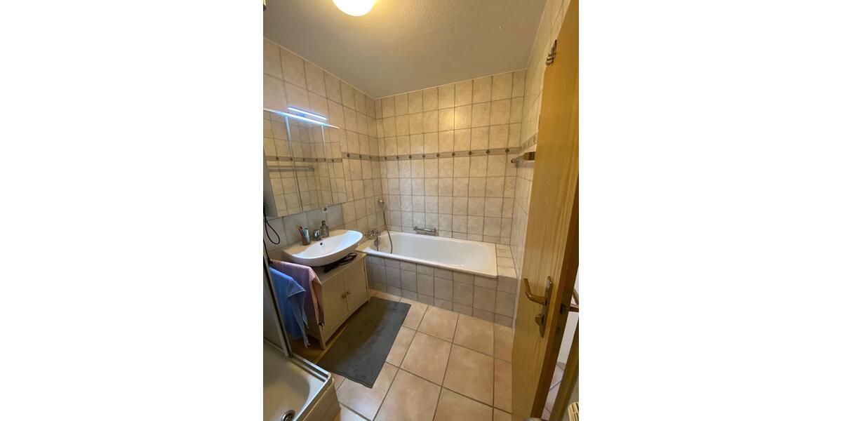 Toplage: 2-Zimmer-Wohnung mit Terrasse und Stellplatz 2 zimmer