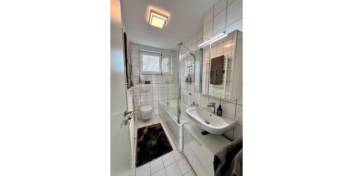 Stilvoll möblierte 1-Zimmer-Dachterrassenwohnung Nahe S-Bahn 1 zimmer